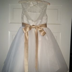 Beautiful New Flower girl dresses